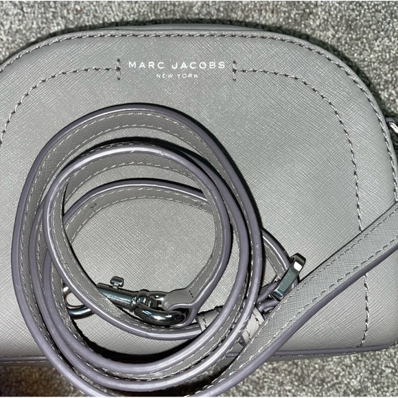 Marc Jacobs Dome Crossbody Bag Saffiano Leather Silver-Tone Hardware - Picture 2 of 14